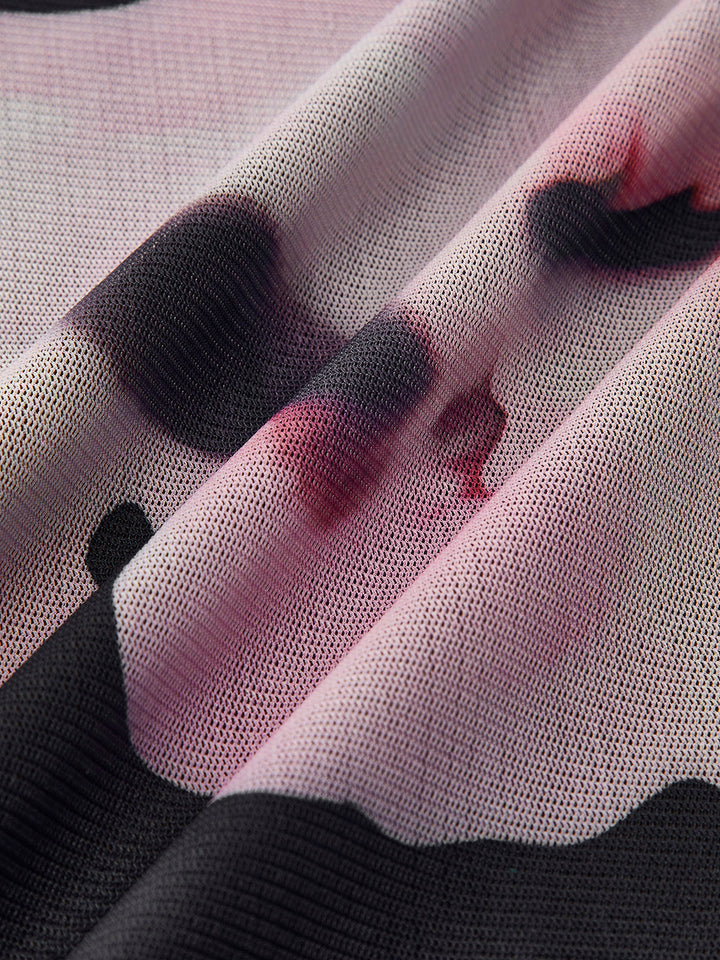 Şık Asimetrik Yaka ile Çiçek Desenli Açık Elbise