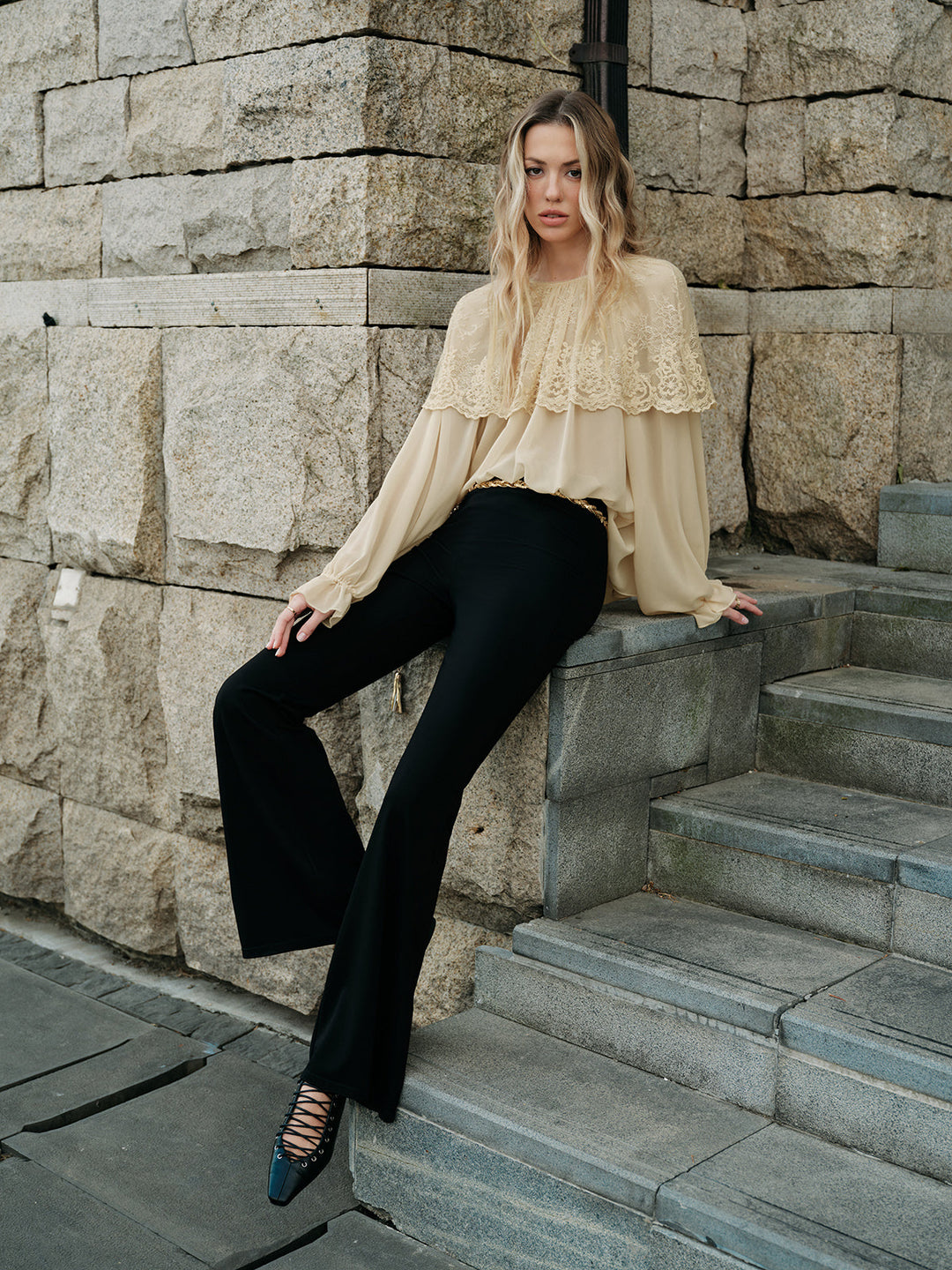 Şık Dantel Şifon Bluz