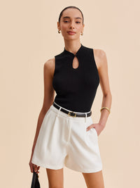 Şık Bir Görünüm İçin Mock Neck Anahtar Delikli Örgü Yelek