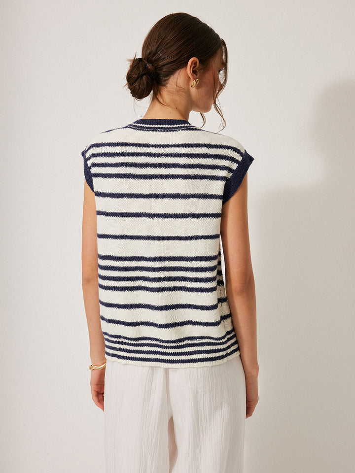 Şık Çizgili Triko Hırka ile Zahmetsiz Tarz