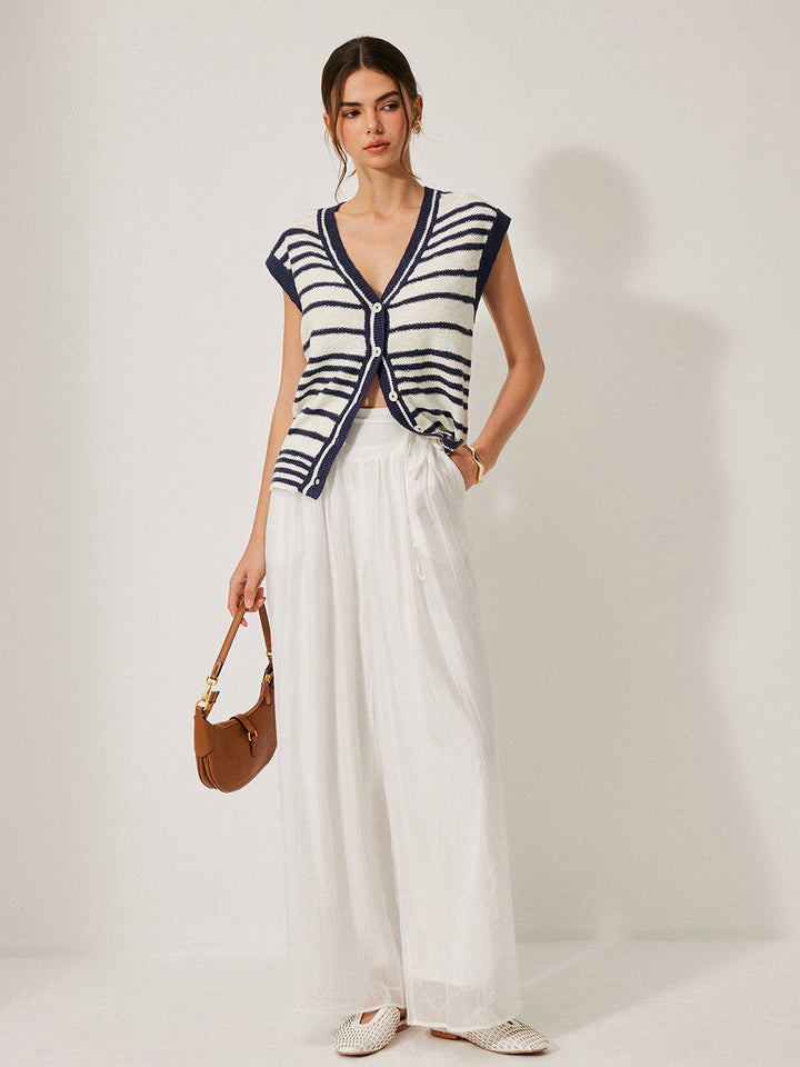 Şık Çizgili Triko Hırka ile Zahmetsiz Tarz