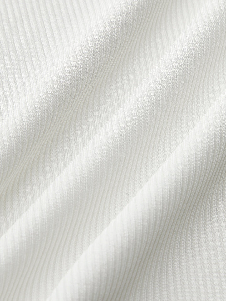 Şık Ribanalı Triko Bluz, Şık Metal Aksesuarlarla Donatılmış