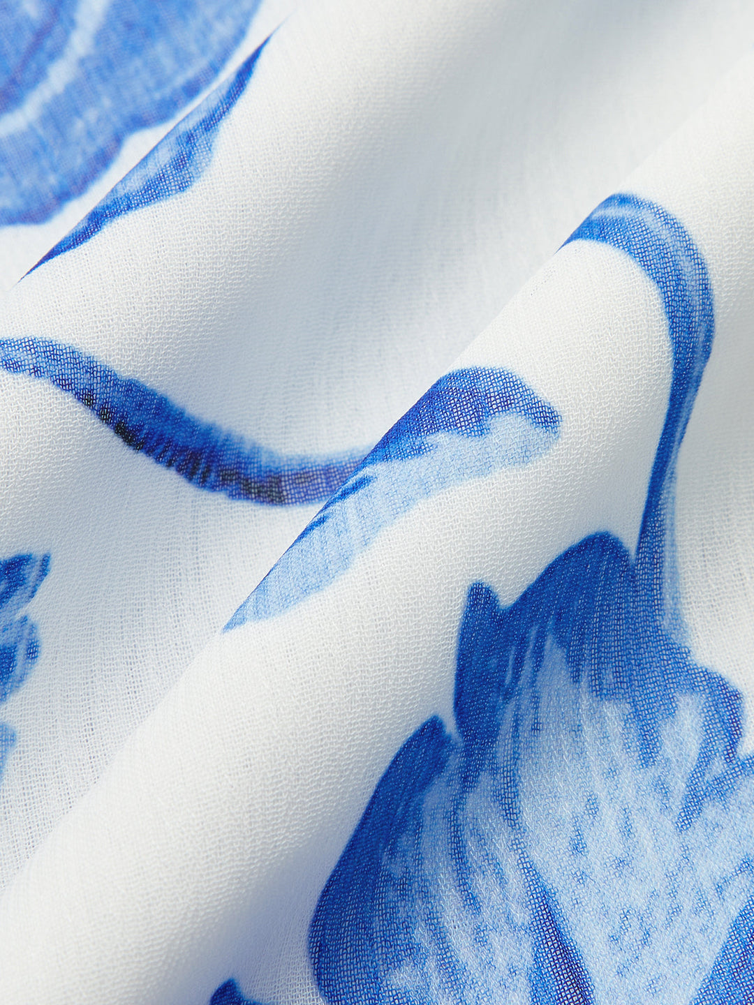 Kuaförlü Bel detaylı ve Zarif Katlanmış Çiçek Desenli Abiye Maxi Elbise