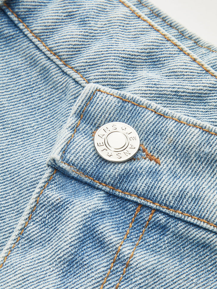 Asimetrik Bel Yıpranmış Jean Şort