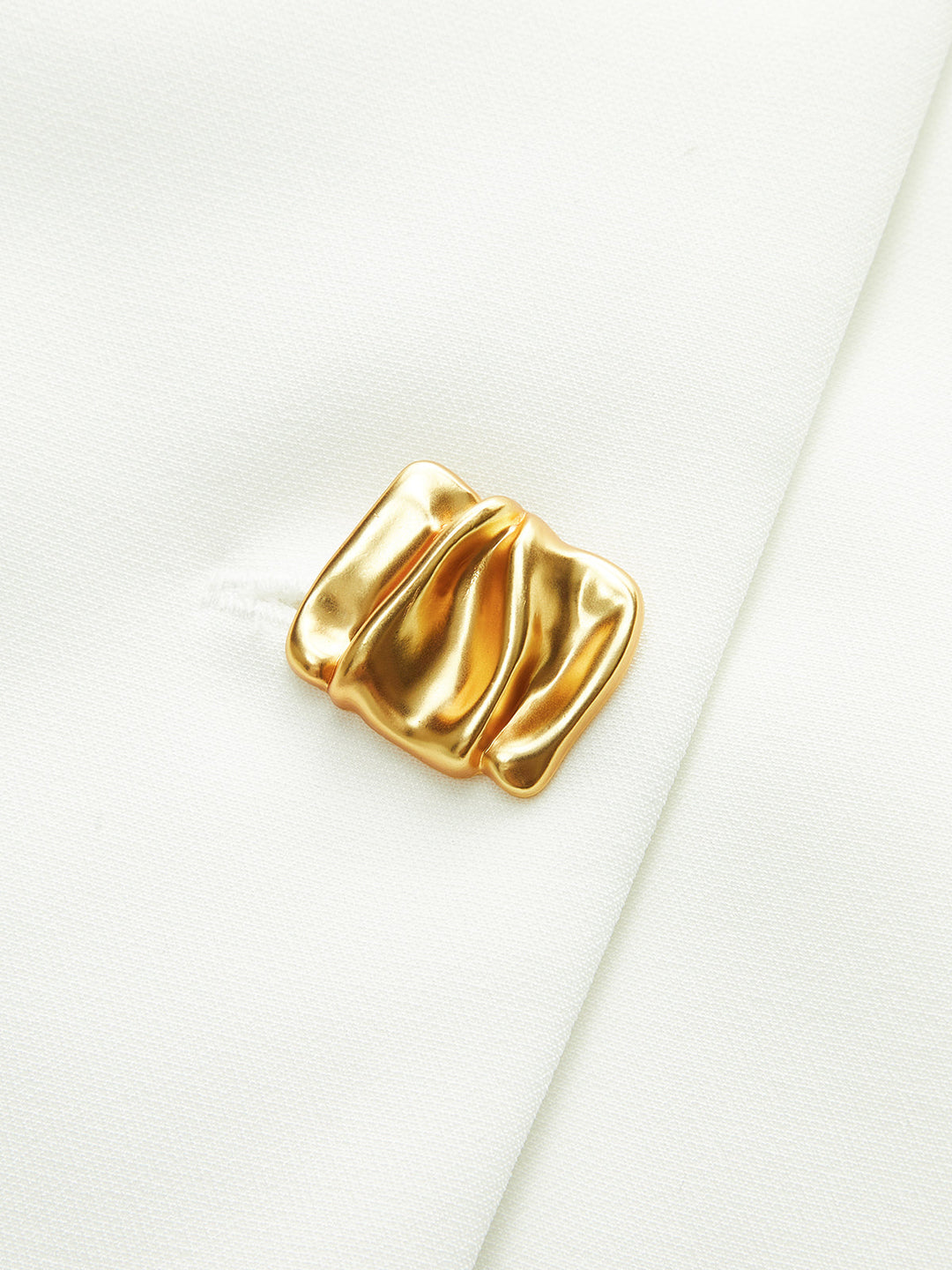 Şık ve Trendy Alt Hibeli Kadife Midir Abiye Elbise, Altın Renkli Düğmeli