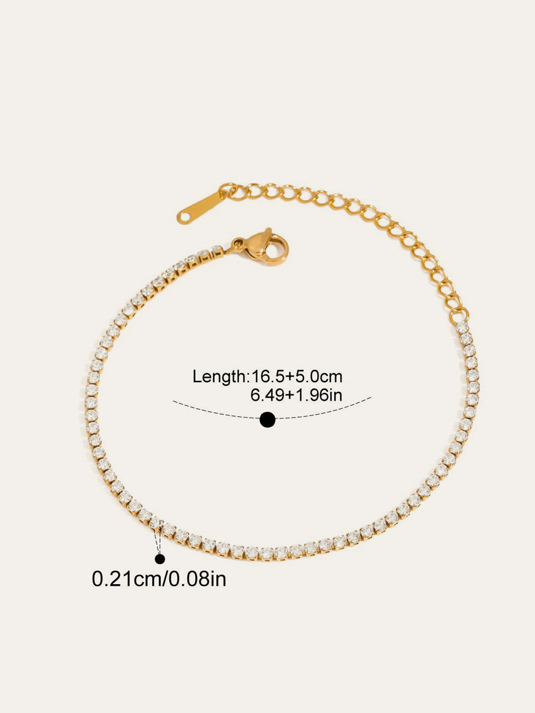 Çok çeşitli tarzlarda kristal süslemeli bilezikler