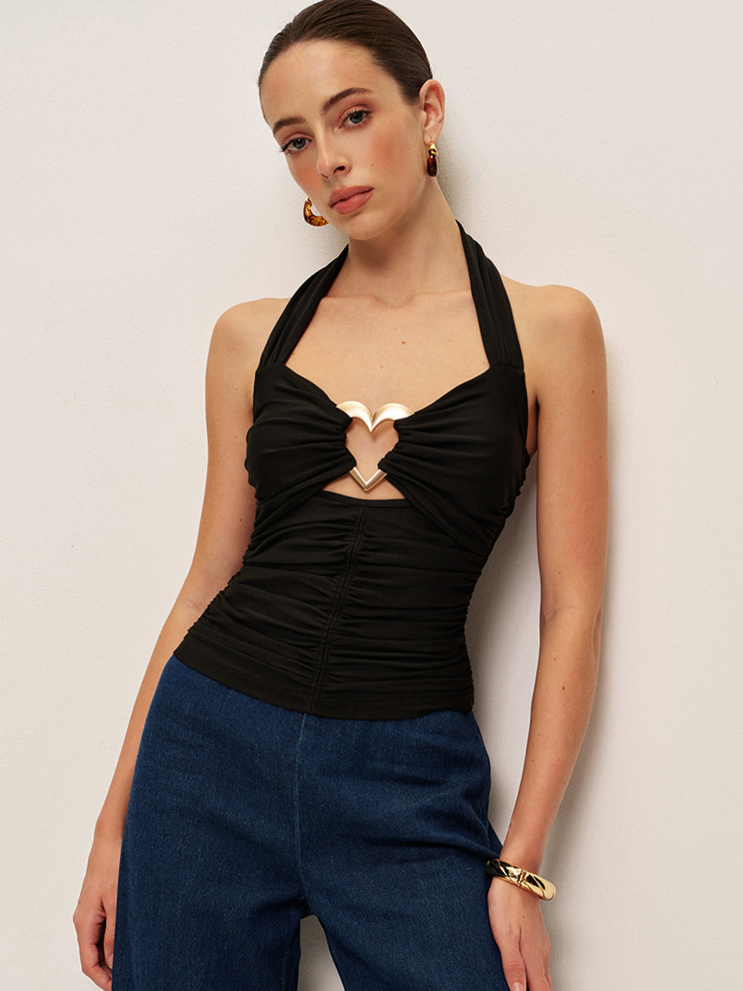 Cazip Kalp Süslemeli Fırfırlı Halter Bluz - Svelte Chic