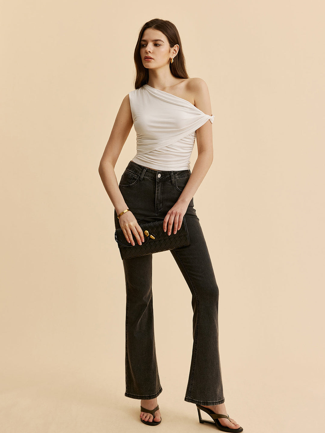 Şık Asimetrik Tek Omuz Fırfırlı Bluz - Svelte Chic
