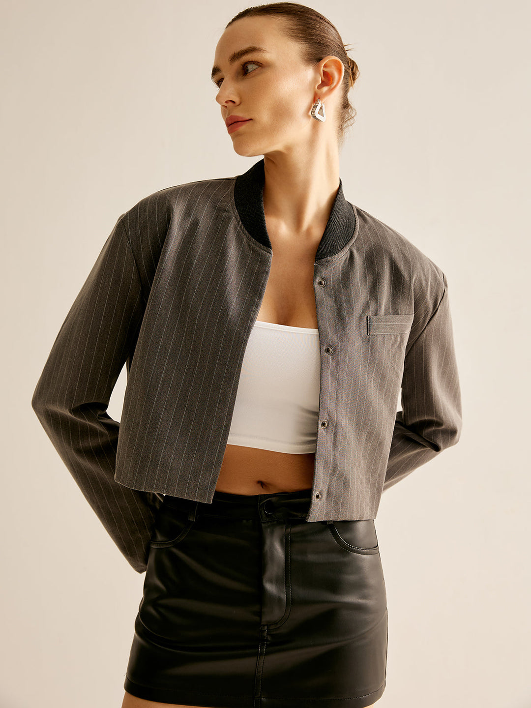 Pinstripe Pocket Short Jacket ile gündelik şıklık