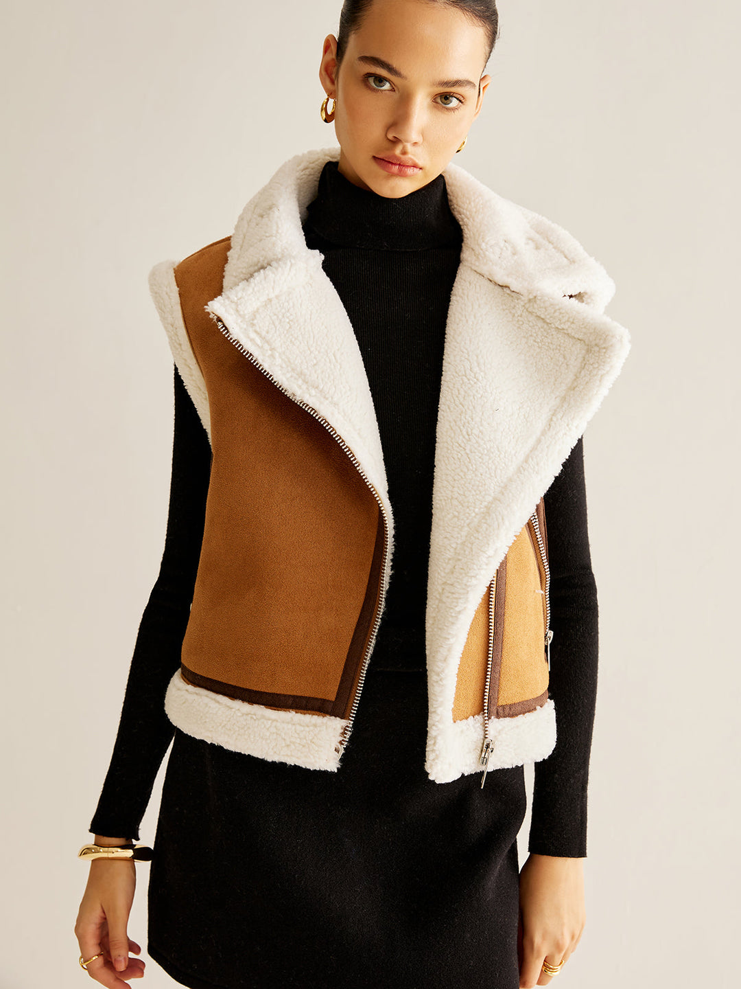 Svelte Chic Asimetrik Fermuarlı Polar Yelek
