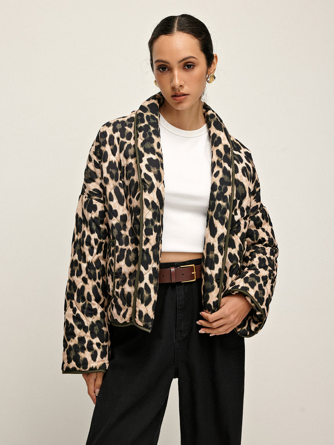 Leopar Desenli Yaka Kış Kabuğu, Svelte Chic