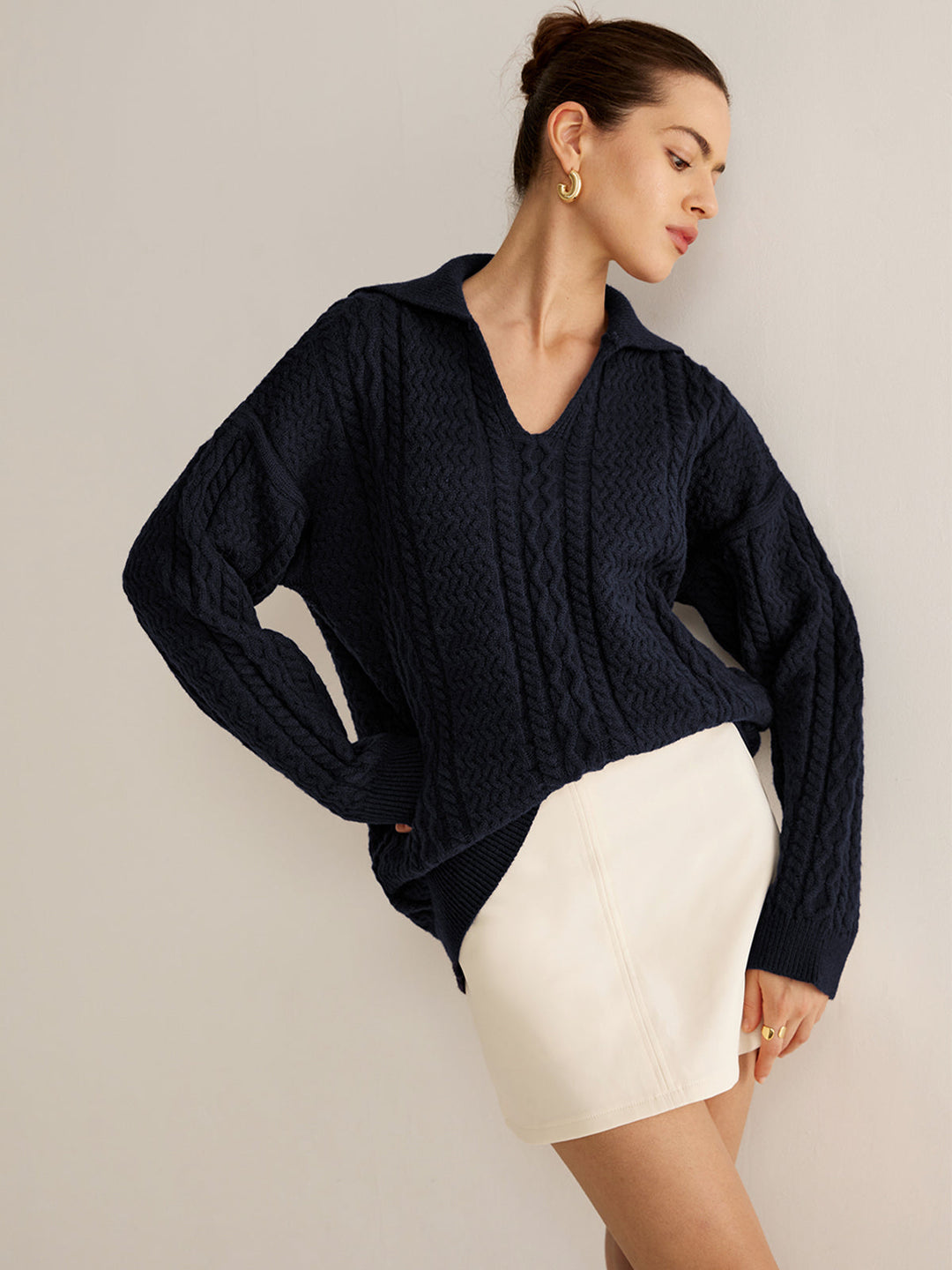 Minimalist Dönüş Yaka Kazak - Svelte Chic