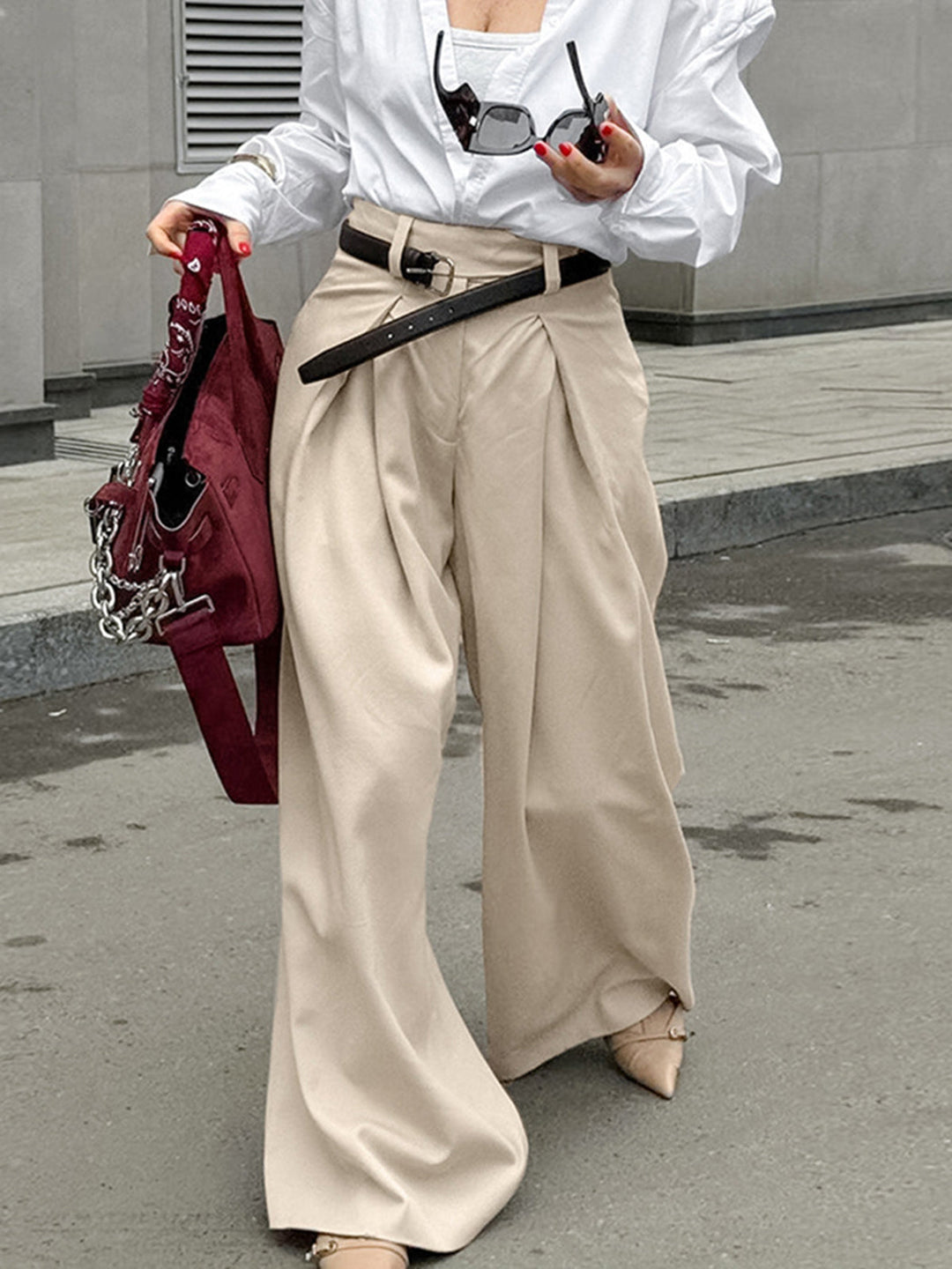 Plise detaylı bol pantolon, kadın modası, şık tasarım
