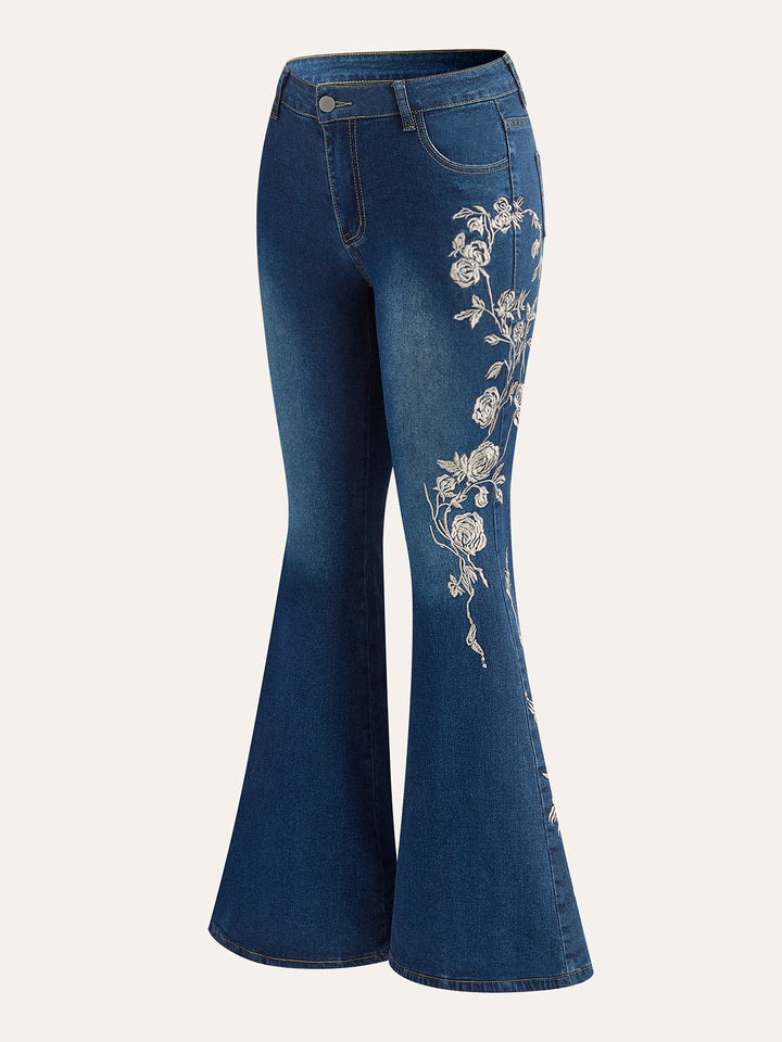 Şık Orta Bel Sıfır Paça Jeanler Elegant Nakışlı