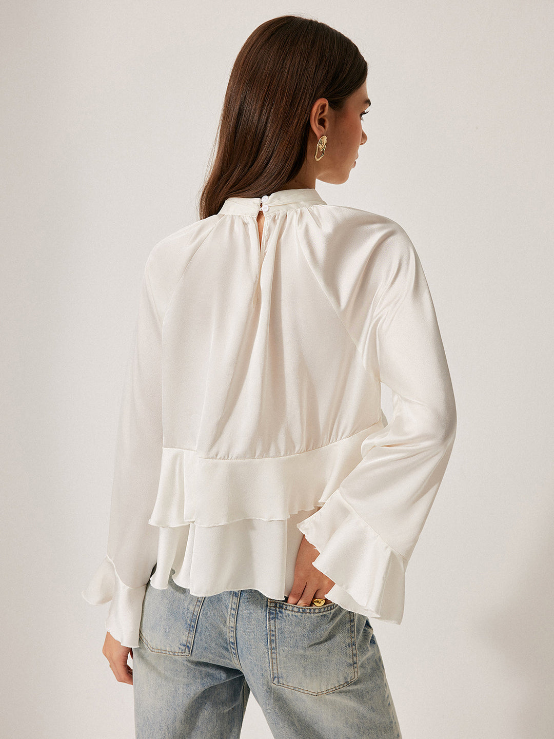 Şık Düğme Detaylı Stand Yaka Volanlı Peplum Bluz