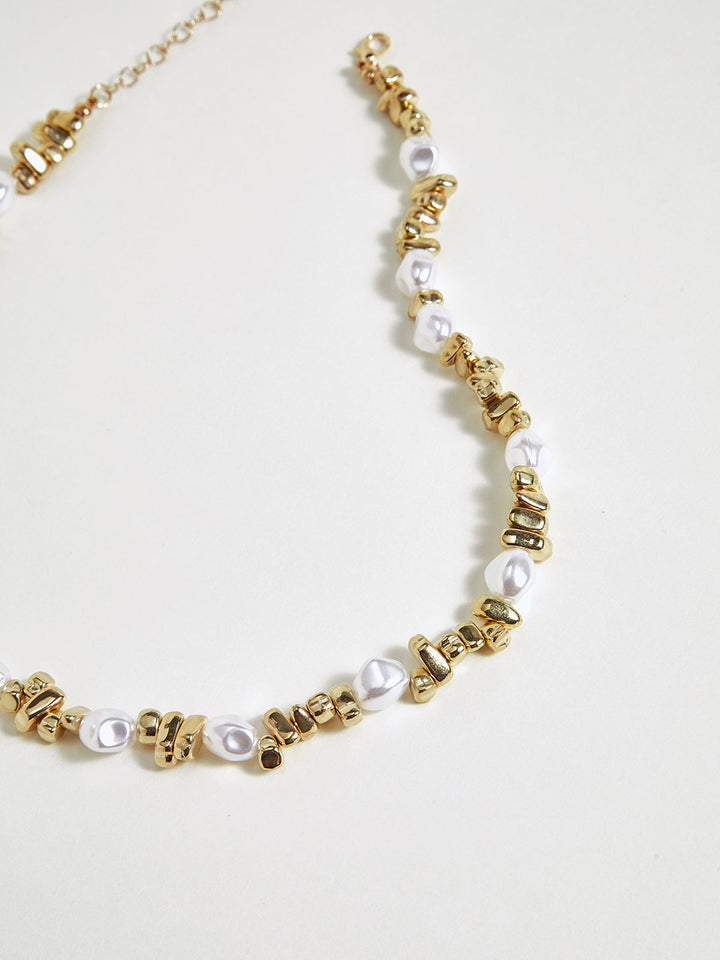 İnci ve Altın Boncuklu Choker Kolye
