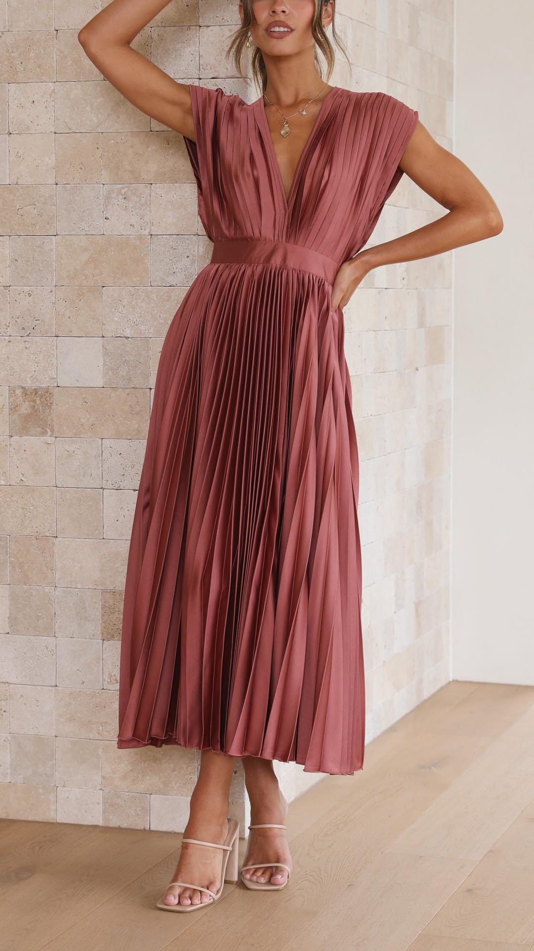 Emma | Derin V-Yaka Maxi Elbise