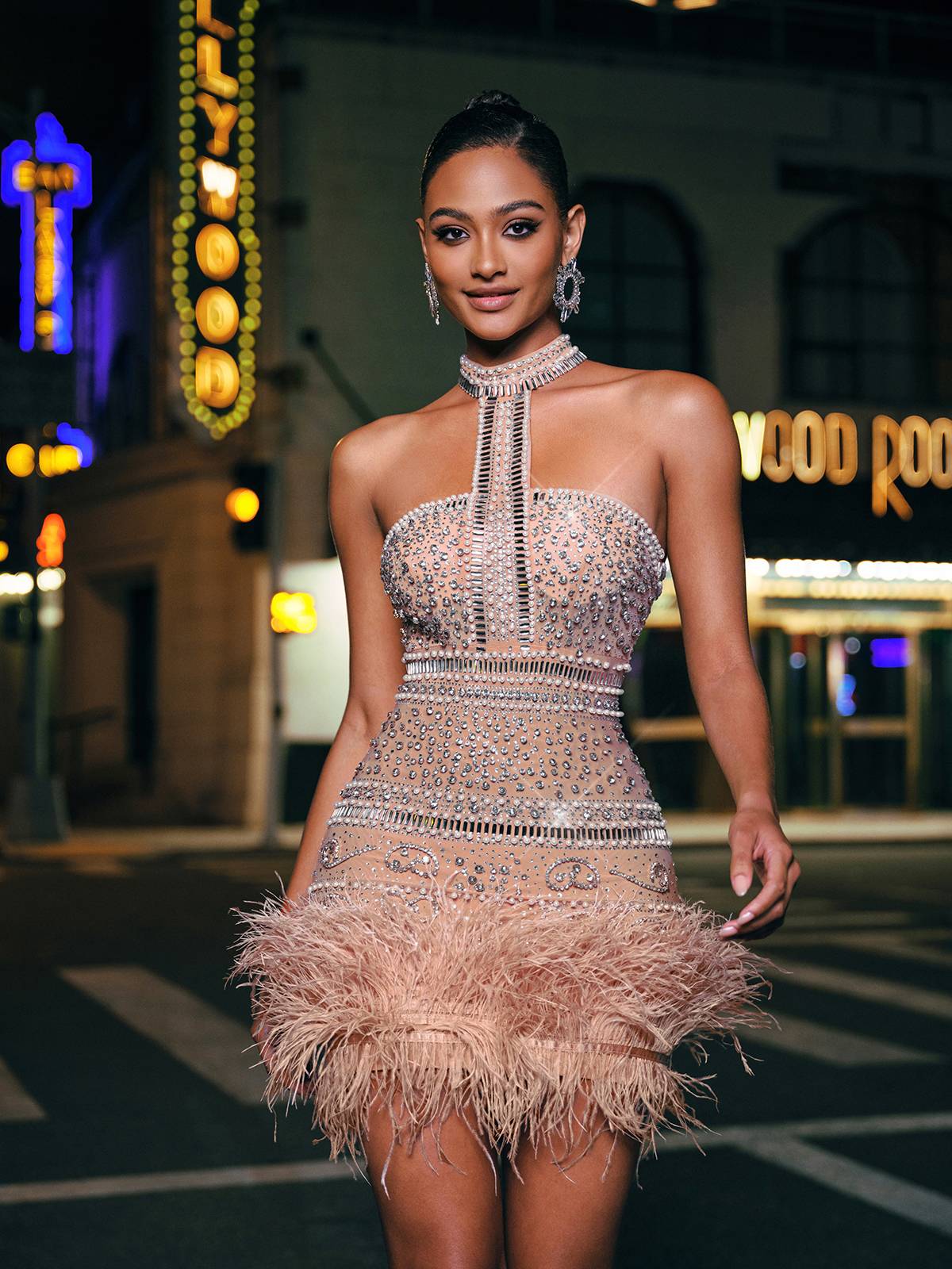 Tamisha Kayık Yaka Rhinestone Tüy Mini Elbise